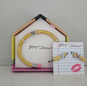 💛🔹️ Betsey Johnson🔹️Back To School' Bracelet Earrings Bundle- Yellow Edition